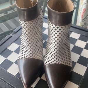 Capezzani made in Italy beautifully hand painted booties